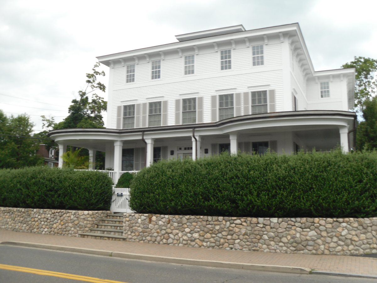 Classic white Colonial home in Rowayton, Norwalk CT
